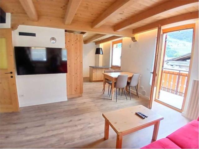 Appartamento in vendita a Comunità montana Alta Valtellina, Valdisotto
