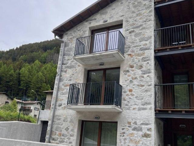 Appartamento in vendita a Comunità montana Alta Valtellina, Valdisotto
