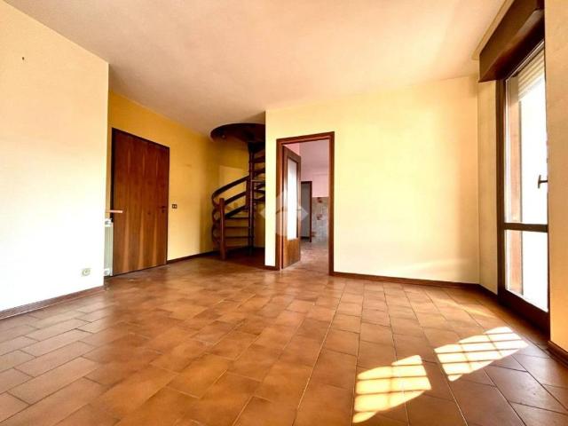 Appartamento in vendita a Valdobbiadene, Veneto