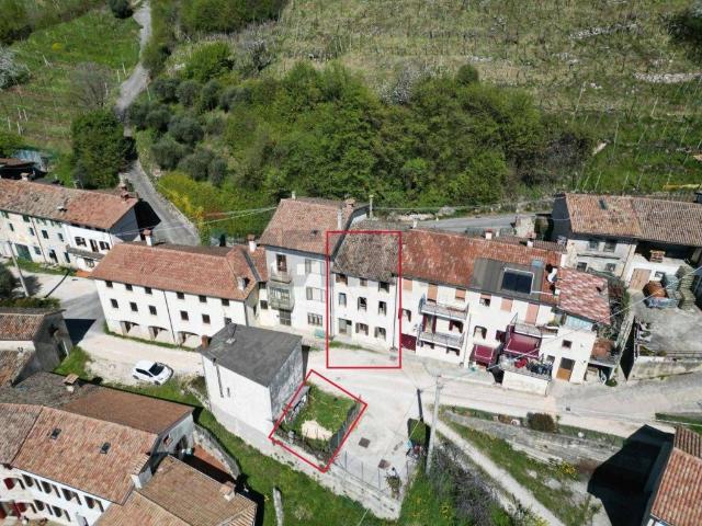 Appartamento in vendita a Valdobbiadene, Veneto