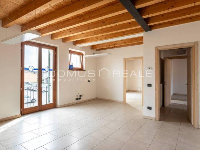 Appartamento in vendita a Borghetto, Valeggio Sul Mincio