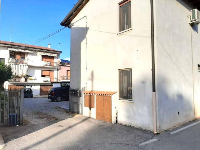 Appartamento in vendita a Borghetto, Valeggio Sul Mincio
