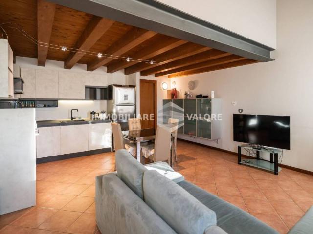 Appartamento in vendita a Borghetto, Valeggio Sul Mincio