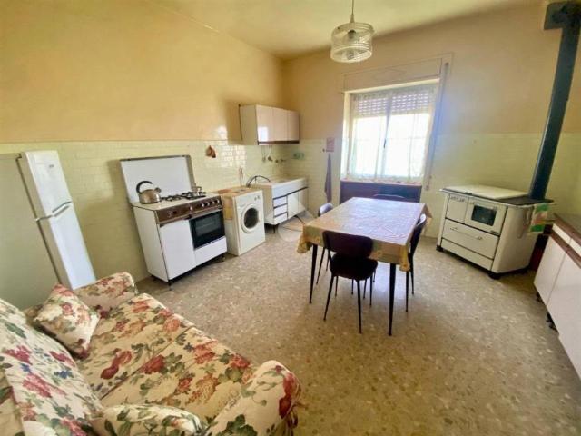 Appartamento in vendita a Valentano, Lazio
