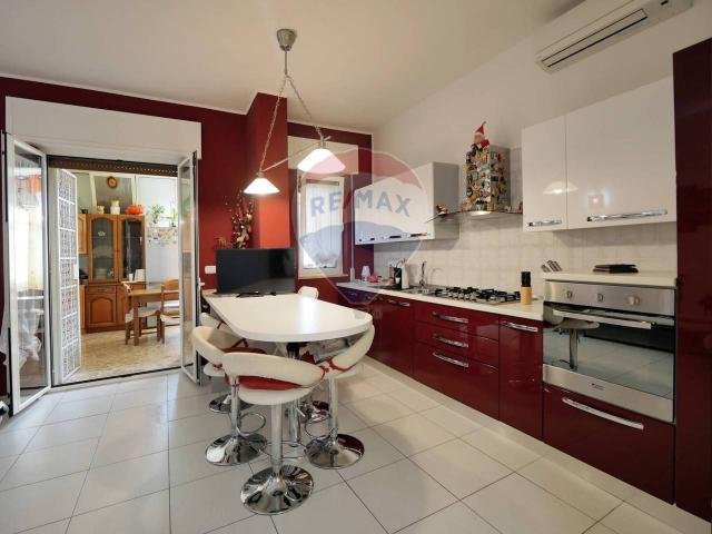 Appartamento in vendita a Valenzano San Lorenzo, Puglia