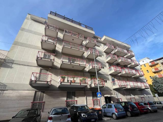 Appartamento in vendita a Valenzano San Lorenzo, Puglia