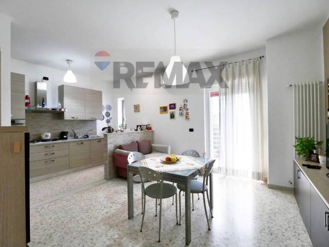 Appartamento in vendita a Valenzano San Lorenzo, Puglia