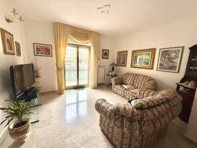 Appartamento in vendita a Valenzano San Lorenzo, Puglia