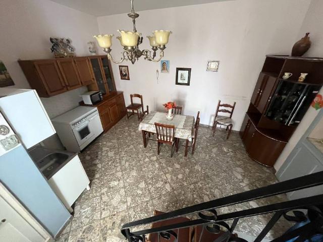 Appartamento in vendita a Valenzano San Lorenzo, Puglia