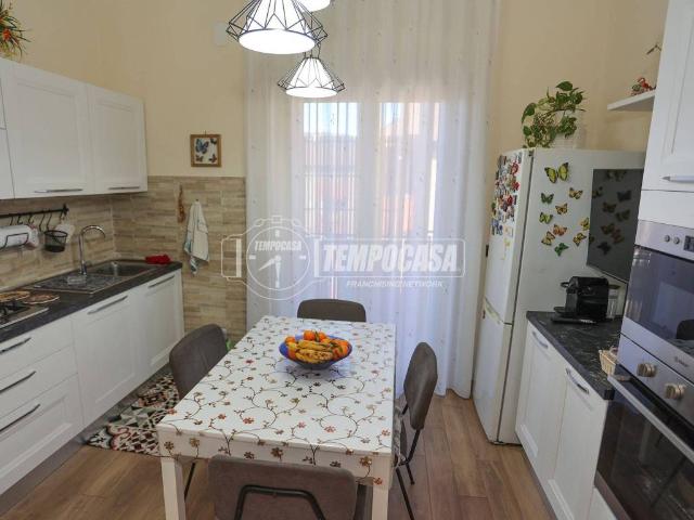 Appartamento in vendita a Valenzano San Lorenzo, Puglia