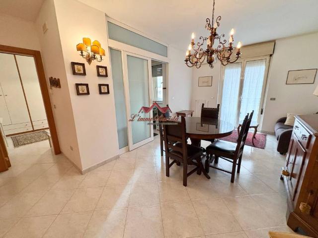 Appartamento in vendita a Valenzano San Lorenzo, Puglia