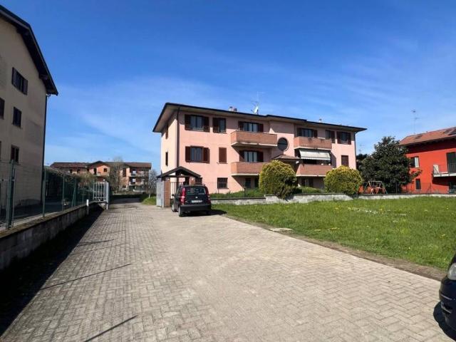 Appartamento in vendita a Valera Fratta, Lombardia