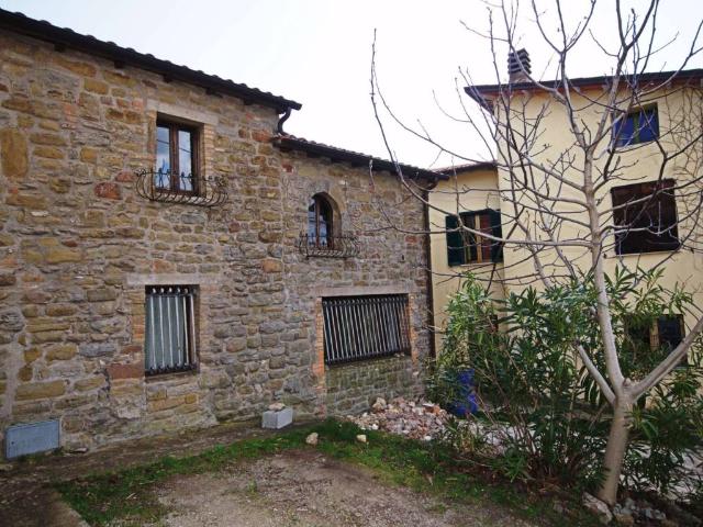 Villa Indipendente in vendita a Valfabbrica, Umbria