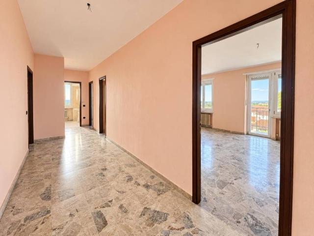 Appartamento in vendita a Valfenera, Asti