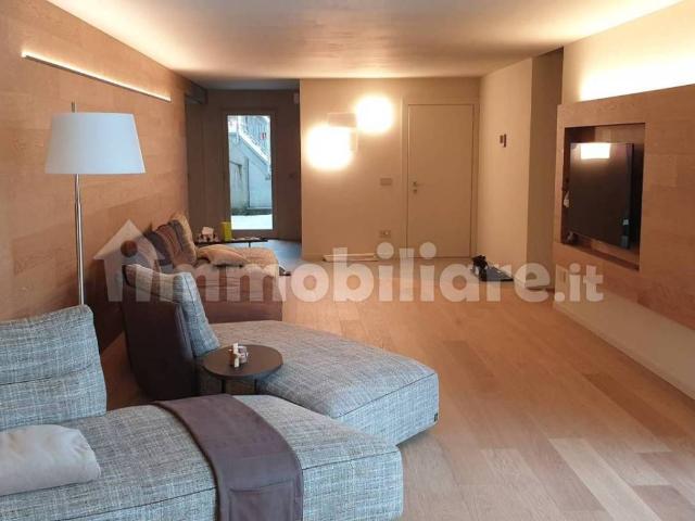 Appartamento in vendita a Comunità montana Alta Valtellina, Valfurva