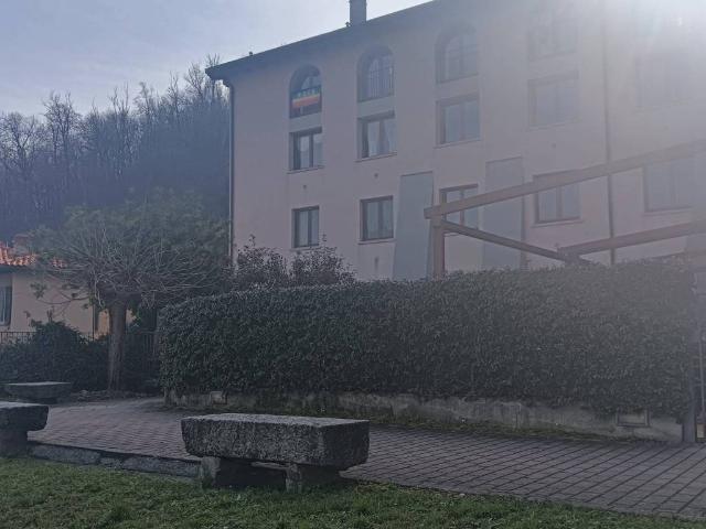 Appartamento in vendita a Valgreghentino, Lombardia