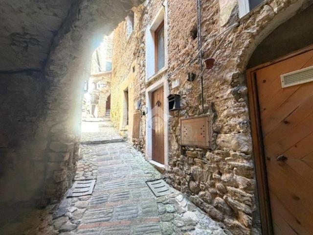 Appartamento in vendita a Vallebona, Liguria
