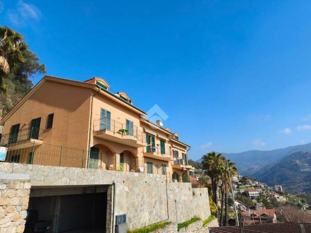 Appartamento in vendita a Vallebona, Liguria
