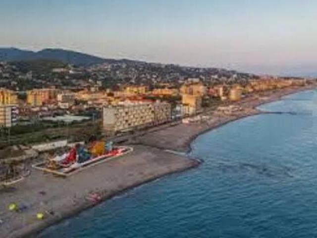 Appartamento in vendita a Vallecrosia, Liguria
