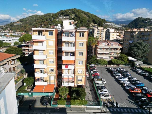 Appartamento in vendita a Vallecrosia, Liguria