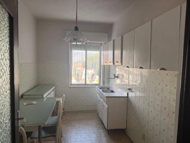 Appartamento in vendita a Vallecrosia, Liguria
