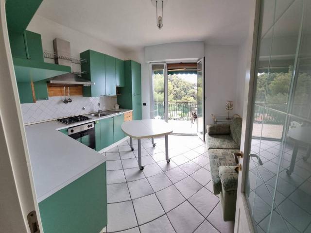 Appartamento in vendita a Bordighera, Liguria