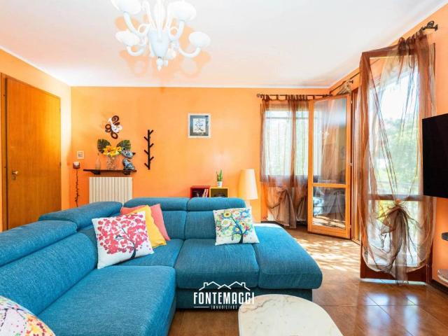 Appartamento in vendita a Vallefoglia, Marche