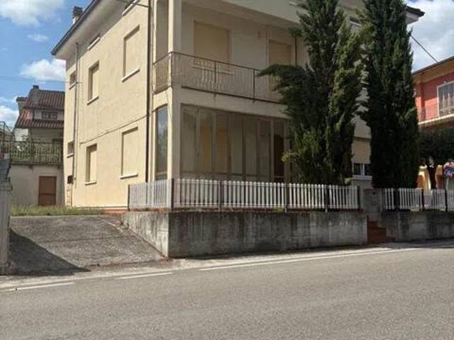 Appartamento in vendita a Vallefoglia, Marche