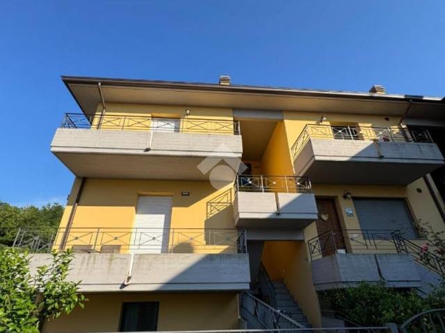 Appartamento in vendita a Vallefoglia, Marche