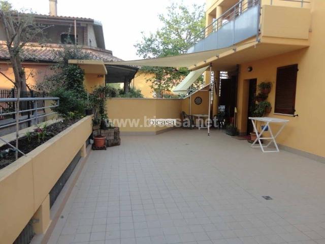 Appartamento in vendita a Vallefoglia, Marche