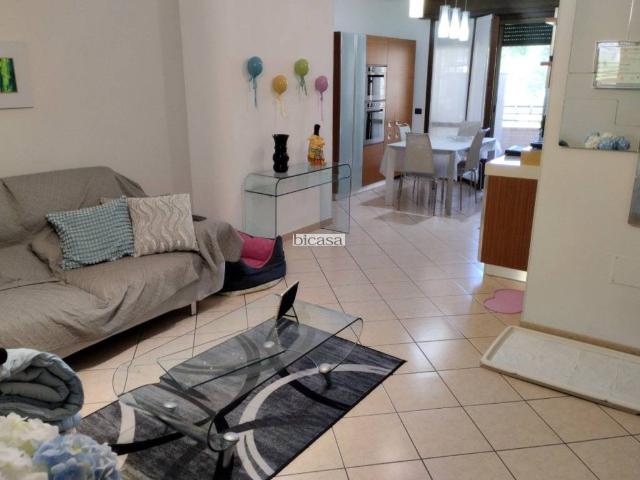 Appartamento in vendita a Vallefoglia, Marche