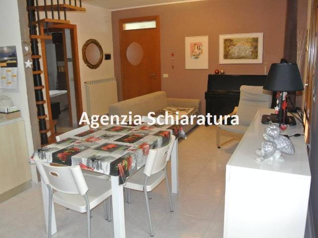 Appartamento in vendita a Vallefoglia, Marche