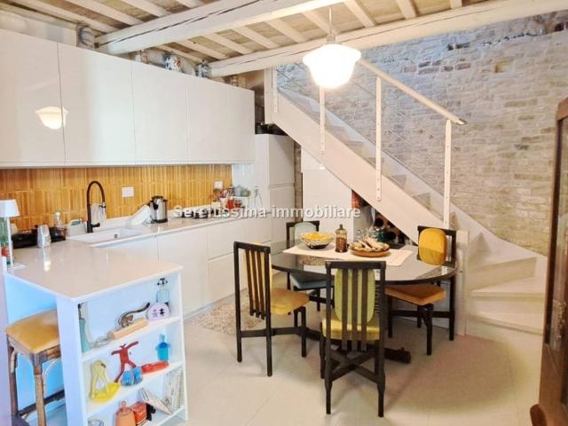 Appartamento in vendita a Vallefoglia, Marche