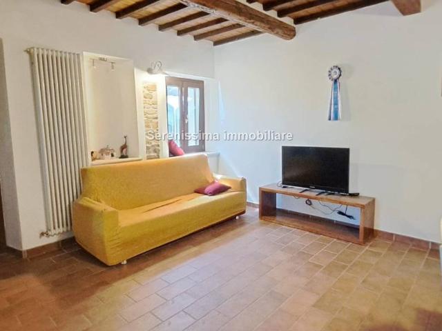 Appartamento in vendita a Vallefoglia, Marche