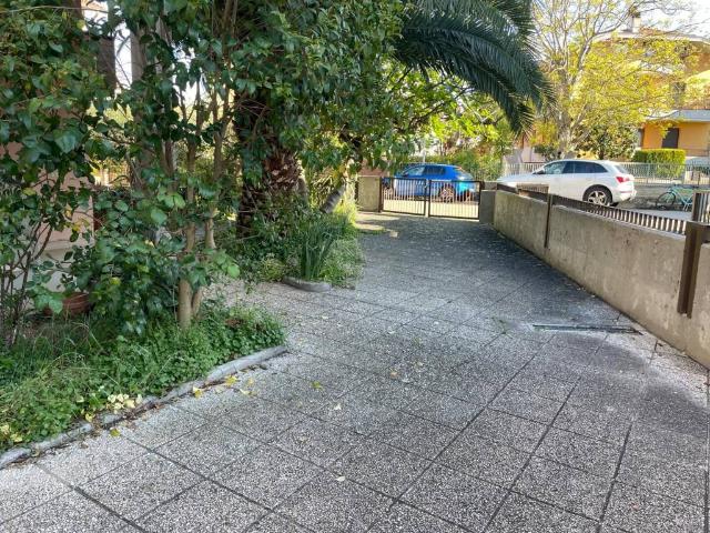 Appartamento in vendita a Vallefoglia, Marche