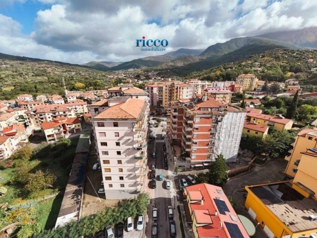 Appartamento in vendita a Vallo Della Lucania, Campania