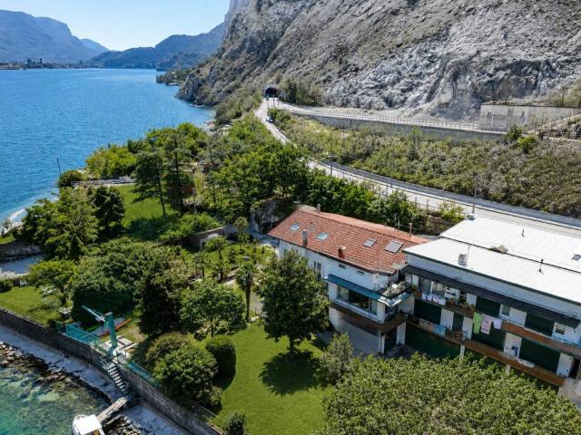 Appartamento in vendita a Parè, Valmadrera