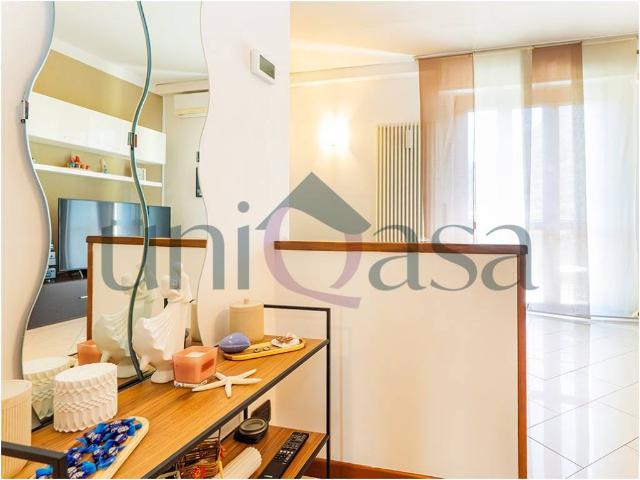 Appartamento in vendita a Valmadrera, Lecco