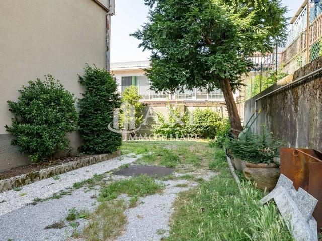 Appartamento in vendita a Caserta, Valmadrera