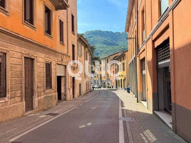Appartamento in vendita a Caserta, Valmadrera