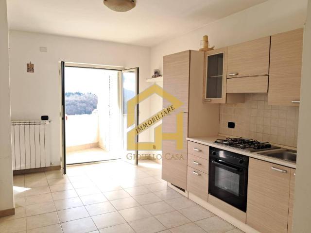 Appartamento in vendita a Villaggio Rinascita, Roma Capitale