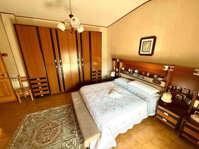 Appartamento in vendita a Villaggio Rinascita, Roma Capitale