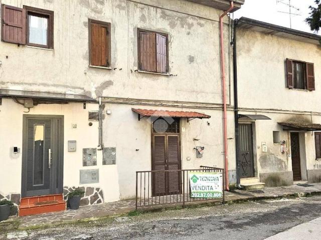 Appartamento in vendita a Villaggio Rinascita, Roma Capitale