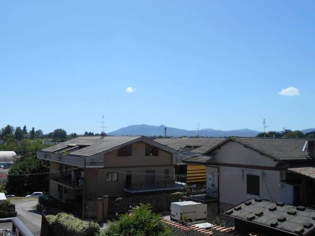 Appartamento in vendita a Villaggio Rinascita, Roma Capitale