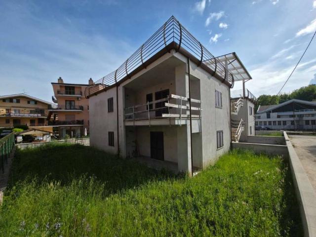 Appartamento in vendita a Villaggio Rinascita, Roma Capitale