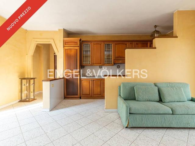 Appartamento in vendita a Villaggio Rinascita, Roma Capitale