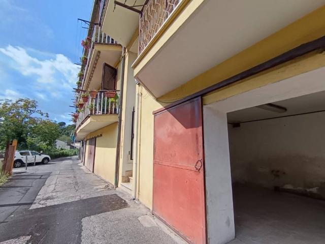 Appartamento in vendita a Villaggio Rinascita, Roma Capitale
