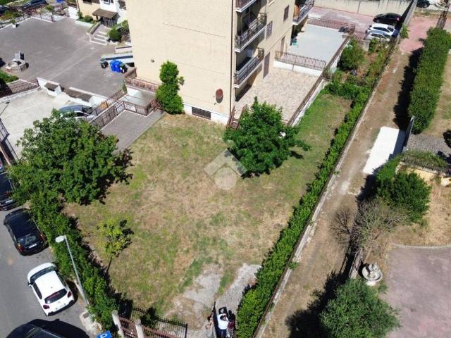 Appartamento in vendita a Villaggio Rinascita, Roma Capitale