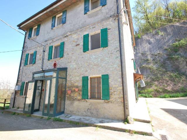 Appartamento in vendita a Unione dei comuni Valli del Reno, Lavino e Samoggia, Reggio Emilia