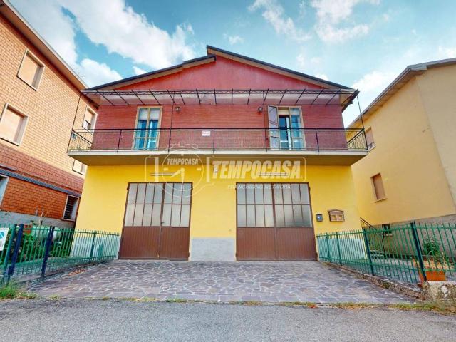 Appartamento in vendita a Unione dei comuni Valli del Reno, Lavino e Samoggia, Reggio Emilia